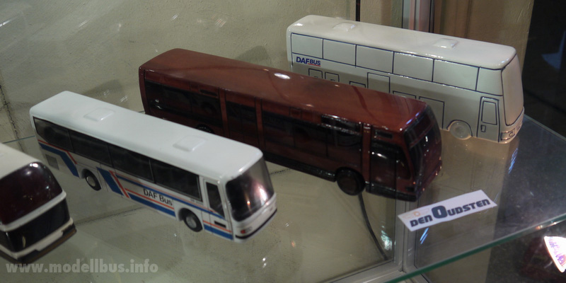 DAF 80 Jahre Bus modellbus info
