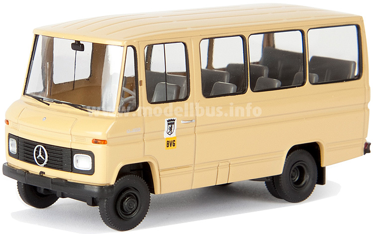 Brekina 36704 - modellbus.info