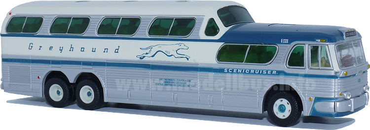 GMC PD4501 Scenicruiser modellbus.info