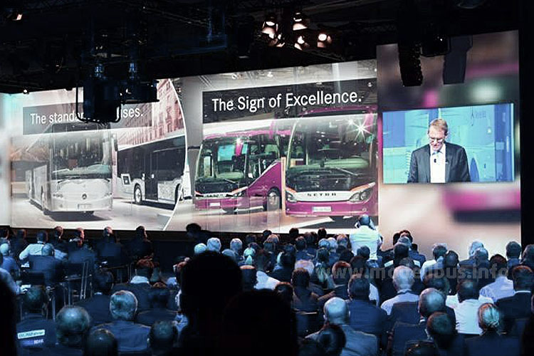 Daimler Pressekonferenz IAA 2014 - modellbus.info