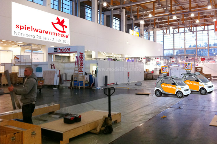Spielwarenmesse 2015 Aufbau Halle 4A - modellbus.info