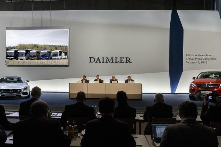 Daimler Jahrespressekonferenz 05-02-2015 - modellbus.info