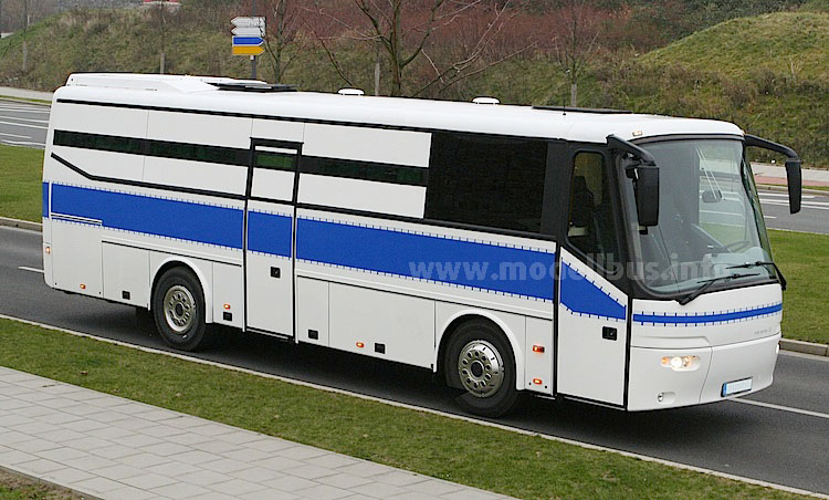 VDL Bova Futura Gefangenentransport GTO kurz - modellbus.info