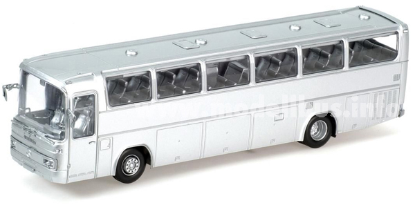 Mercedes-Benz O 303 Minichamps modellbus info