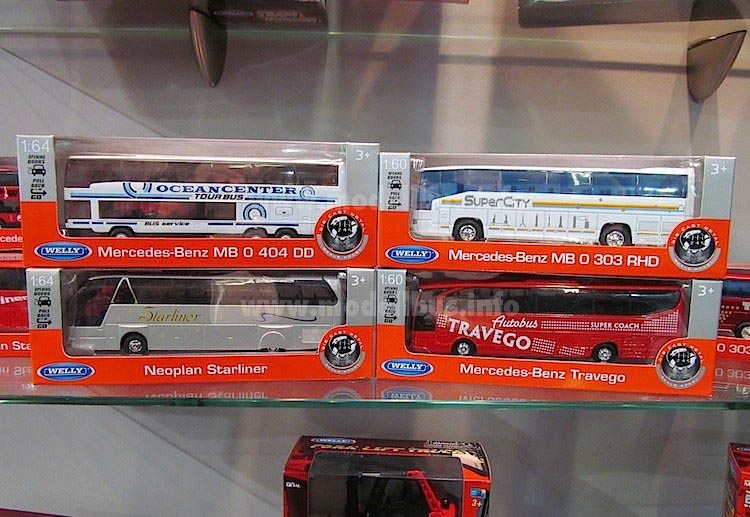 Modellbusse Welly modellbus.info