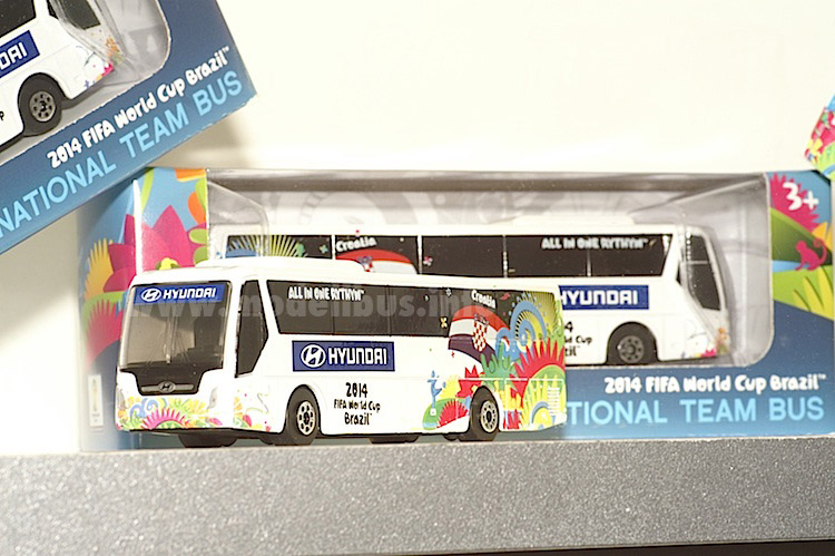 Bburago Hyundai Universe - modellbus.info